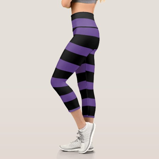 Leggings Capri Bandes inégales en violet et en noir (Gauche)