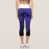 Leggings Capri belle tonnerre sur la forêt (Verso)