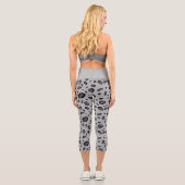 Leggings Capri Black Leopard Pattern On Grey (Verso)