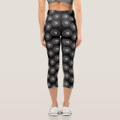 Leggings Capri Black & Silver Mandala Scattered Black Background (Verso)