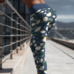 Leggings Capri Bleu Marine Cute Et Blanc Floral Daisy<br><div class="desc">Embrassez un style intemporel avec ces charmantes leggings capri qui arborent un motif floral margueux blanc délicat sur un riche arrière - plan bleu marine. Ces leggings offrent à la fois confort et style, parfait pour le yoga, la course ou une journée décontractée. Fabriqués à partir d'un tissu souple et...</div>