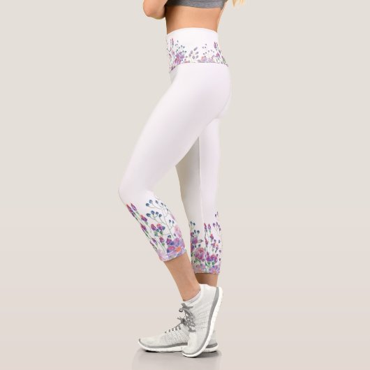 Leggings Capri Bordure de fleurs d'aquarelle en blanc (Gauche)