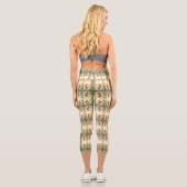 Leggings Capri Bourdon doré dans la danse des fleurs.9 (Verso)