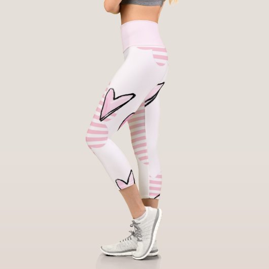 Leggings Capri Capri rose à taille haute à coeurs (Gauche)