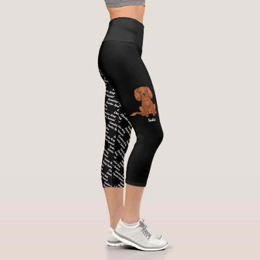 Leggings Capri Chien de dessin animé Ruby Cavalier & nom et race (Droite)