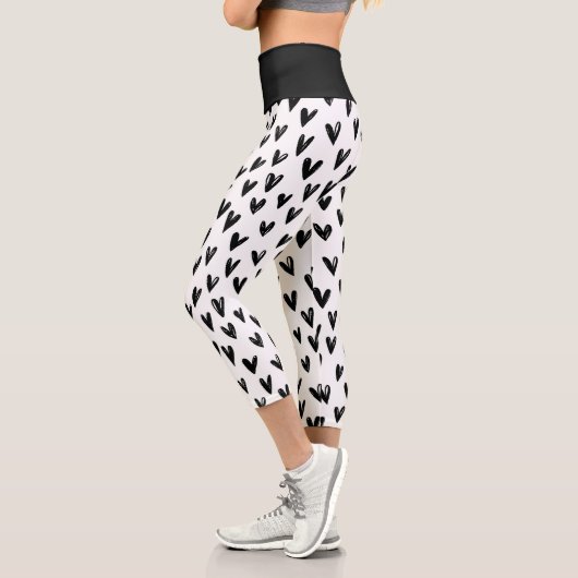 Leggings Capri Cœurs Doodle Noir Et Blanc Mignons (Gauche)