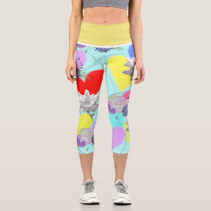 Leggings Capri Coeurs et fleurs avec Arrière - plan Aqua