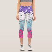 Leggings Capri Drapeau de fierté multisexuel funky trippy ondulé (Recto)