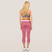 Leggings Capri Drapeau de la fierté lesbienne / motif de fleur ro (Verso)