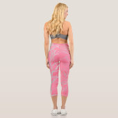 Leggings Capri Elégant dessin de l'arbre d'automne rose (Verso)