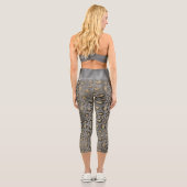 Leggings Capri Empreinte de léopard Gold Glittery sur Glossy Grey (Verso)