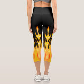 Leggings Capri Flammes jaunes orange en gras sur noir (Verso)