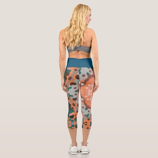 Leggings Capri Fleur de Mandala Retro Bleu orange et Brown (Verso)