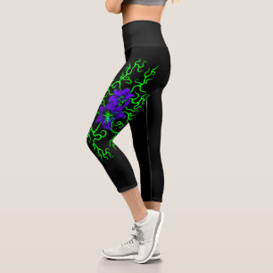 Leggings Capri Fleur Lily violette sur noir