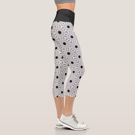 Leggings Capri Fleurs en dentelle noir et blanc (Droite)