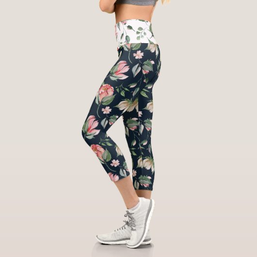 Leggings Capri floraison printanière de minuit (Gauche)