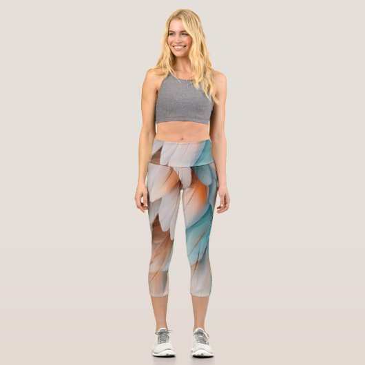 Leggings Capri Flux de plume abstrait – Élégance douce (Recto)