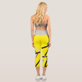 Leggings Capri Funky Abstrait Art Jaune Jambes Grises Noires (Verso)