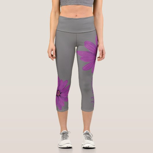 Leggings Capri Grande marguerite moderne avec nom de script (Recto)