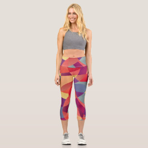 Leggings Capri Grunge coloré : Arrière - plan des triangles géomé