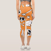 Leggings Capri Halloween Skulls Bones DoodMotif (Verso)