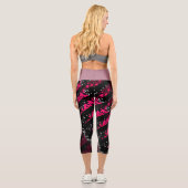 Leggings Capri High waisted capris in pink and black (Verso)