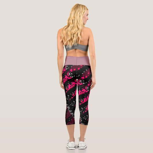 Leggings Capri High waisted capris in pink and black (Verso)