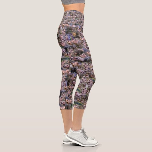 Leggings Capri Hippo Photo Collarge Capri Leggings, (Droite)