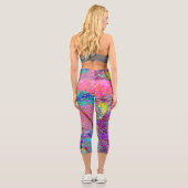 Leggings Capri Hydrangée Abstraite violette et bleue avec Magenta (Verso)