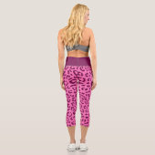 Leggings Capri Impression personnalisée initiale de léopard rose (Verso)