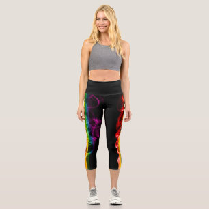 Leggings Capri Le panache d'énergie arc-en-ciel de SlipperyJoe a