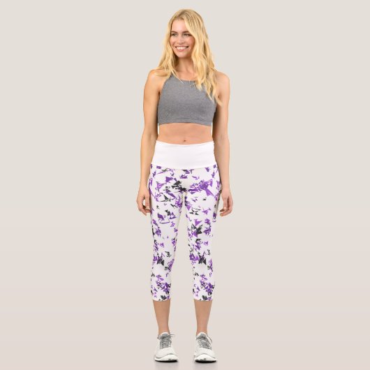 Leggings Capri Midnight Warrior: Black & Purple Camo Yoga Capris (Recto)