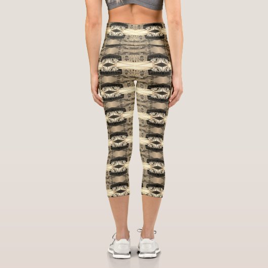 Leggings Capri Monaco palace courtyard (Verso)