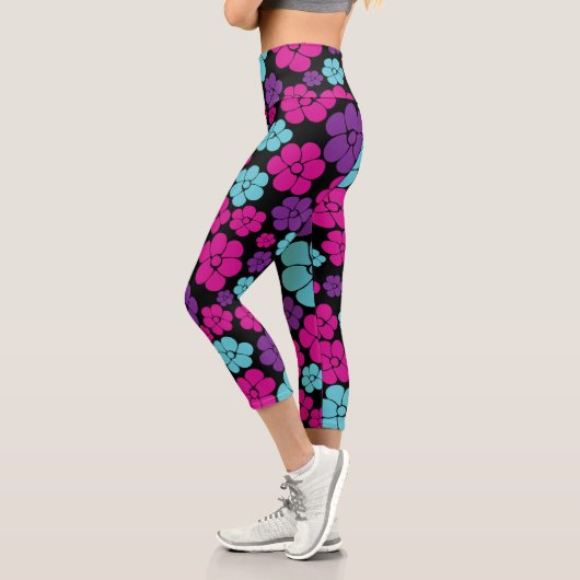 Leggings Capri Motif à fleurs - rose, violet, bleu et noir (Gauche)