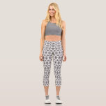 Leggings Capri Motif géométrique ikat noir et blanc<br><div class="desc">Motif ikat tribal noir et blanc géométrique sans coutures.</div>