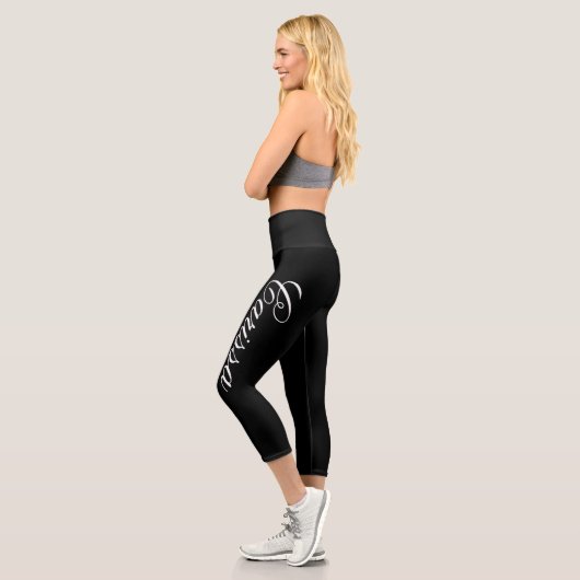 Leggings Capri Nom personnalisé noir (Gauche)
