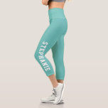 Leggings Capri Nom personnalisé Turquoise personnalisé<br><div class="desc">Ajoutez une pop de couleur et de personnalisation à votre tenue d'entraînement avec ces leggings turquoises capri personnalisés, avec votre nom le long de la jambe. Parfaits pour le yoga, les séances de gym ou les sorties décontractées, ces randonnées allient confort et design unique et élégant. Fabriqués en tissu de...</div>