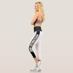 Leggings Capri Personnalisé en bande noire<br><div class="desc">Ajoutez votre propre texte à ces leggings capri noirs et blancs faciles à personnaliser de Ricaso</div>