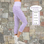 Leggings Capri Petits Coeurs Violets Motif Sur Pastel Purple<br><div class="desc">Ce design amusant présente un motif de petits coeurs violets liés sur un arrière - plan violet pastel et un bracelet violet pastel.</div>