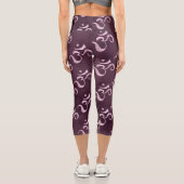 Leggings Capri Pink Sparkle Om Scattered Maroon Monochrome Tiedye (Verso)
