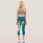 Leggings Capri Portrait de tigre blanc avec feuilles tropicaux (Recto)