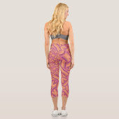 Leggings Capri Psychedelic Starburst Pattern – Groovy Pink & Oran (Verso)