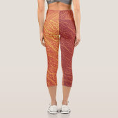 Leggings Capri Ressemblances de cuir rouge fissuré motif capris (Verso)