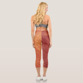 Leggings Capri Ressemblances de cuir rouge fissuré motif capris (Verso)