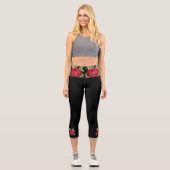 Leggings Capri Rose rouge sur fond floral noir  (Recto)