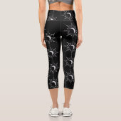Leggings Capri Silver Sun Scattered Black Background (Verso)