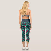 Leggings Capri tomates cerises motifs sur les buissons (Verso)