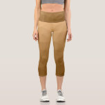 Leggings Capri Triangles motifs de maillage géométrique à gradien<br><div class="desc">Vêtements féminins géométriques uniques et amusants personnalisables. Cool capri leggings mode pour elle. Brown gradient géométrique maillage motif triangles ombre. Maille géométrique triangulaire avec dégradé foncé foncé clair.</div>