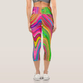 Leggings Capri Trippy Jaune, Rouge et Bleu Art Super Abstrait (Verso)
