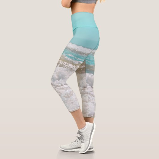 Leggings Capri Turquoise Blue Sky Ocean Waves Foam (Gauche)